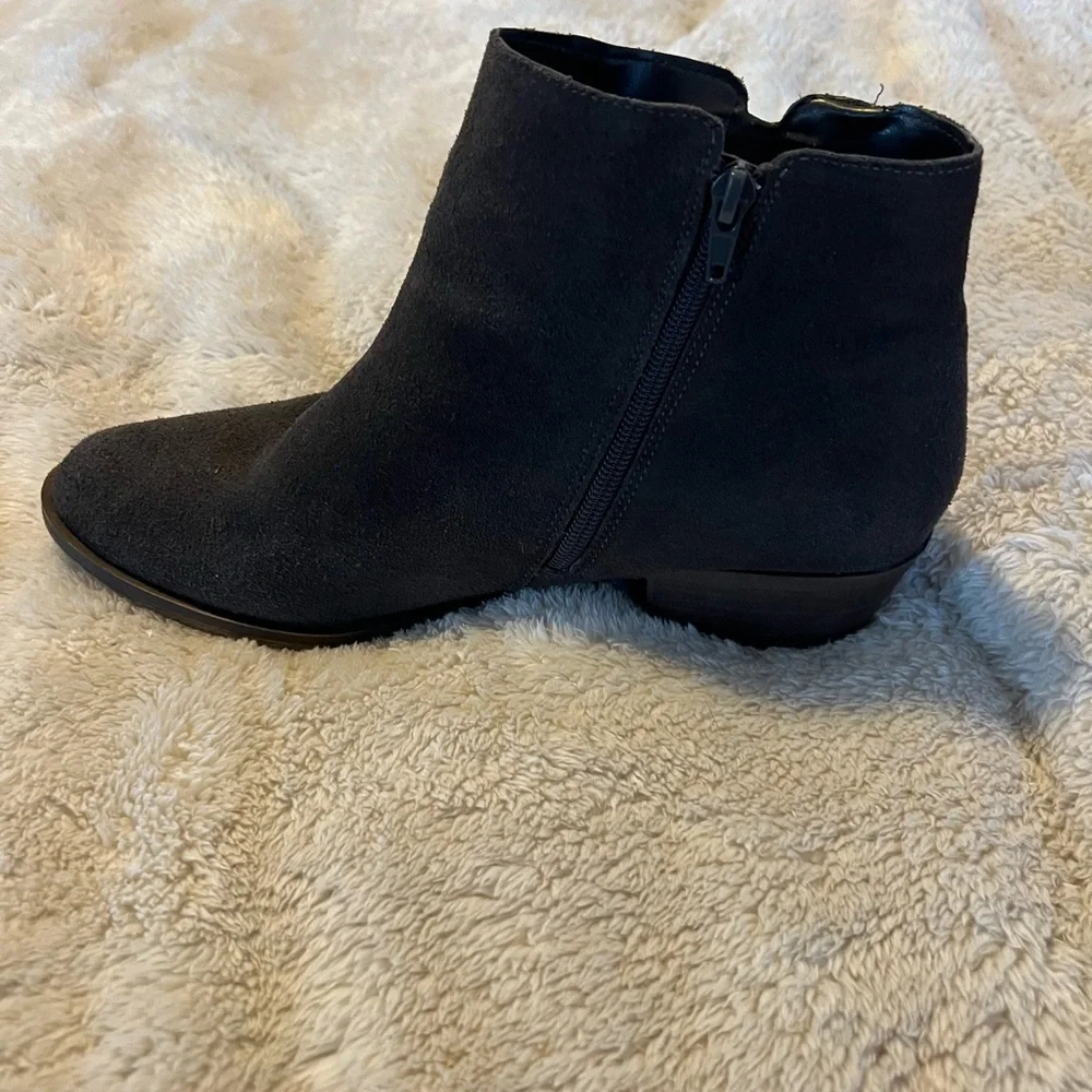 Size 11 Kenzie Bootie - Picture 2 of 4